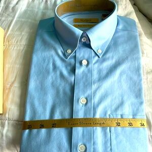 Turnbury Blue button down shirt. NWT